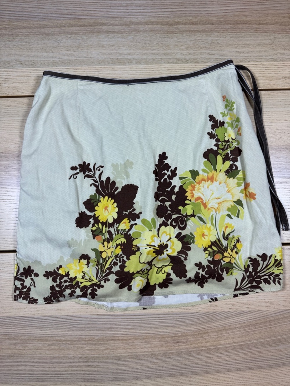 Vintage Floral‎ Print Light Green Wrap Skirt